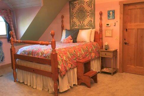 4th bedroom (2)